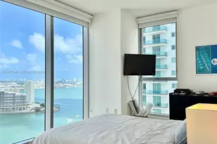 1300 Brickell Bay Dr, Miami, FL 33131 - Photo 18