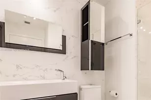 1111 SW 1st Ave, Miami, FL 33130 - Photo 16