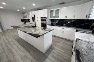 140 Pocatella St, Miami Springs, FL 33166 - Photo 4