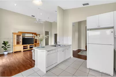 6595 Jackie Way, Lake Worth, FL 33467 - Photo 14