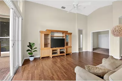 6595 Jackie Way, Lake Worth, FL 33467 - Photo 18