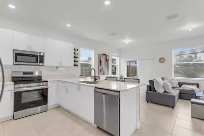 16264 SW 292nd St, Homestead, FL 33033 - Photo 6