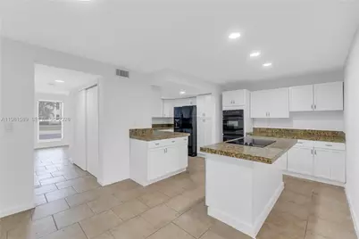 1355 Seaview, North Lauderdale, FL 33068 - Photo 6