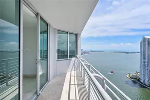 325 S Biscayne Blvd, Miami, FL 33131 - Photo 10