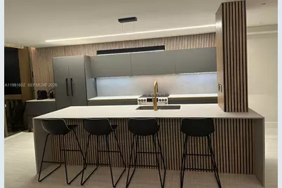 19355 Turnberry Way #5L, Aventura, FL 33180 - Photo 6