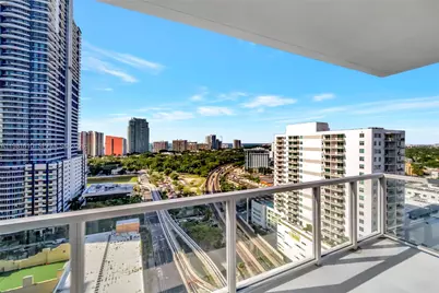 79 SW 12th St #2201-S, Miami, FL 33130 - Photo 10