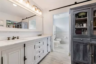 6350 NW 39th Ter, Virginia Gardens, FL 33166 - Photo 4