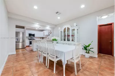 6350 NW 39th Ter, Virginia Gardens, FL 33166 - Photo 8