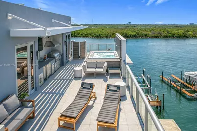 2890 N Ocean Dr, Hollywood, FL 33019 - Photo 1