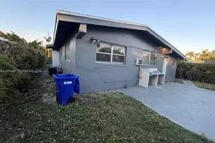 354 NE 173rd St, North Miami Beach, FL 33162 - Photo 10