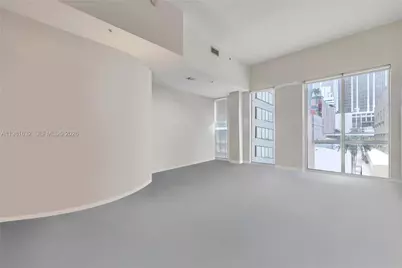 253 NE 2nd St #220, Miami, FL 33132 - Photo 2