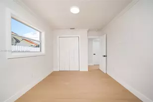 9361 SW 16th St, Miami, FL 33165 - Photo 10