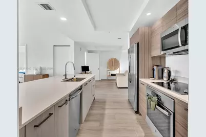 121 NE 34th St #2102, Miami, FL 33137 - Photo 16