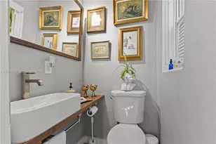 70 NE 97th St, Miami Shores, FL 33138 - Photo 20