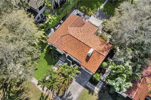70 NE 97th St, Miami Shores, FL 33138 - Photo 32