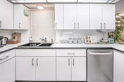2209 N 15th Ave, Hollywood, FL 33020 - Photo 8