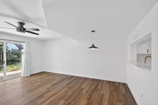 101 E Half Moon Circle, Hypoluxo, FL 33462 - Photo 14