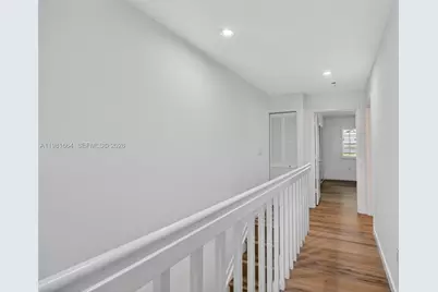 101 E Half Moon Cir #B, Hypoluxo, FL 33462 - Photo 32