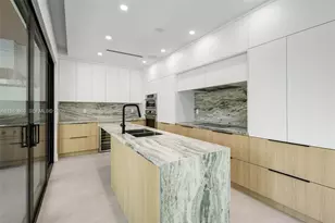 569 NW 44th St, Miami, FL 33127 - Photo 10