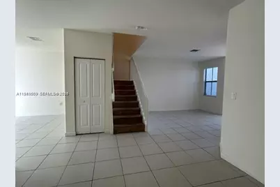 3354 W 112th St #3354, Hialeah, FL 33018 - Photo 4