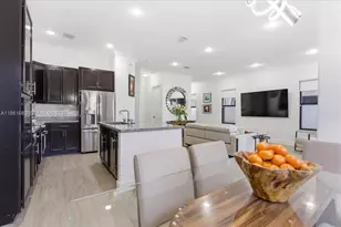 3407 W 99th Pl, Hialeah, FL 33018 - Photo 14