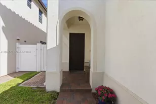 3407 W 99th Pl, Hialeah, FL 33018 - Photo 2