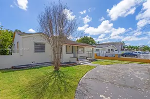 2166 NW 18th St, Miami, FL 33125 - Photo 2