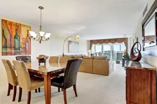 3510 Oaks Way, Pompano Beach, FL 33069 - Photo 10