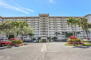 3510 Oaks Way, Pompano Beach, FL 33069 - Photo 1