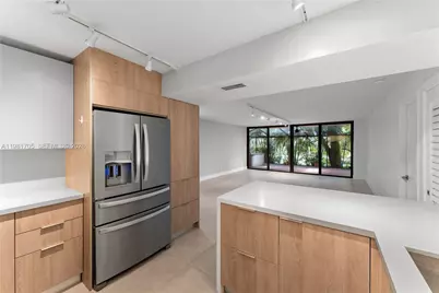 55 Ocean Lane Dr #1031, Key Biscayne, FL 33149 - Photo 8