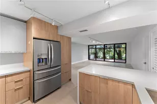 55 Ocean Ln Dr, Key Biscayne, FL 33149 - Photo 8