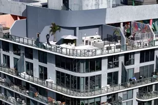 121 NE 34th St, Miami, FL 33137 - Photo 4