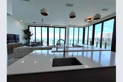 3581 E Glencoe St #601, Miami, FL 33133 - Photo 2