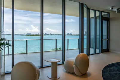 700 NE 24th St #3603, Miami, FL 33137 - Photo 2