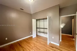 1127 Euclid Ave, Miami Beach, FL 33139 - Photo 10