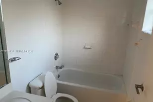 661 SW 10th St, Florida City, FL 33034 - Photo 10