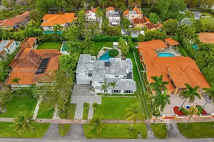 1021 N Greenway Dr, Coral Gables, FL 33134 - Photo 32