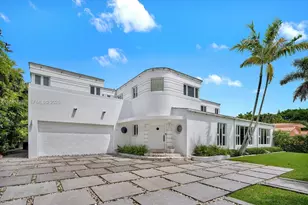 1021 N Greenway Dr, Coral Gables, FL 33134 - Photo 1