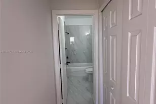 764 SW 106th Ave, Pembroke Pines, FL 33025 - Photo 16