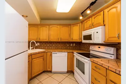 2049 S Ocean Dr #806, Hallandale Beach, FL 33009 - Photo 6