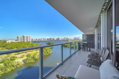 16385 Biscayne Blvd #1104, North Miami Beach, FL 33160 - Photo 1