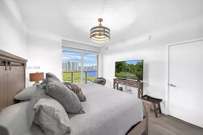 16385 Biscayne Blvd #1104, North Miami Beach, FL 33160 - Photo 4