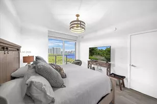 16385 Biscayne Blvd, North Miami Beach, FL 33160 - Photo 4