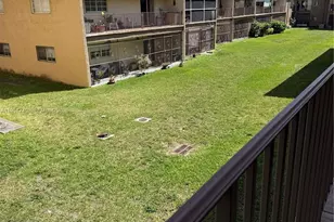 8851 NW 119th St, Hialeah Gardens, FL 33018 - Photo 26