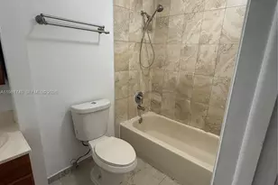 8851 NW 119th St, Hialeah Gardens, FL 33018 - Photo 18