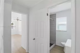 1431 NW 30th St, Miami, FL 33142 - Photo 8