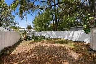 1431 NW 30th St, Miami, FL 33142 - Photo 18