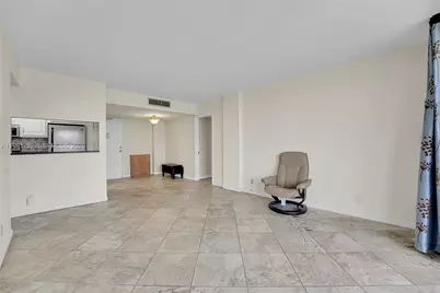 777 S Federal Hwy #RP402, Pompano Beach, FL 33062 - Photo 4