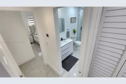 734 W 32nd St #734, Hialeah, FL 33012 - Photo 12