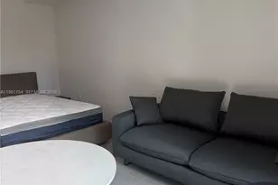 121 NE 5th St, Miami, FL 33132 - Photo 10